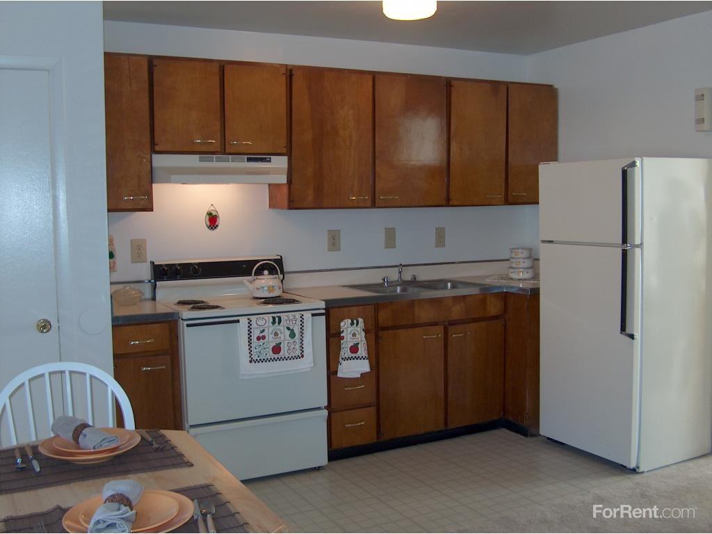 Falling Creek Apartments - Photo 2 of 2