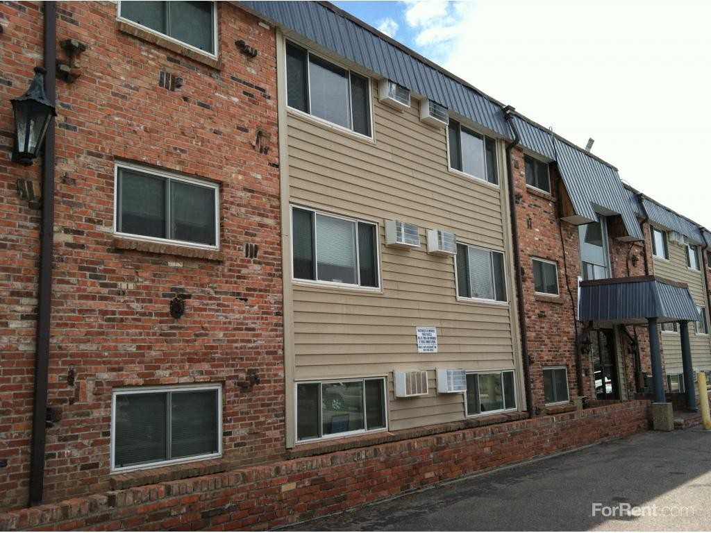 Cherry Plaza Apartments 4550 E Jewell Ave, Denver, CO 80222 Zumper