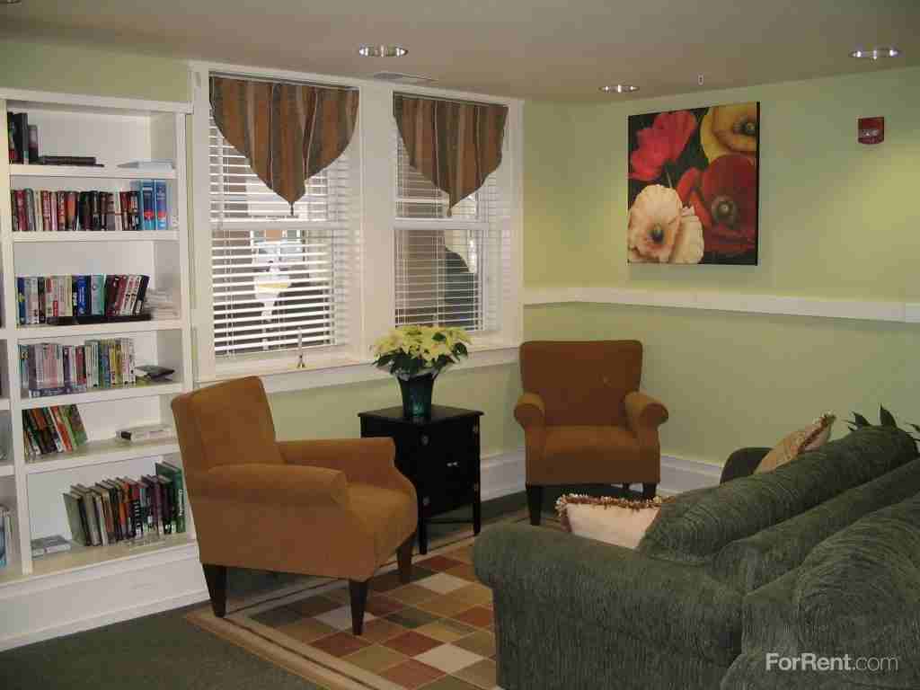 Market Square - Photo 2 of 10