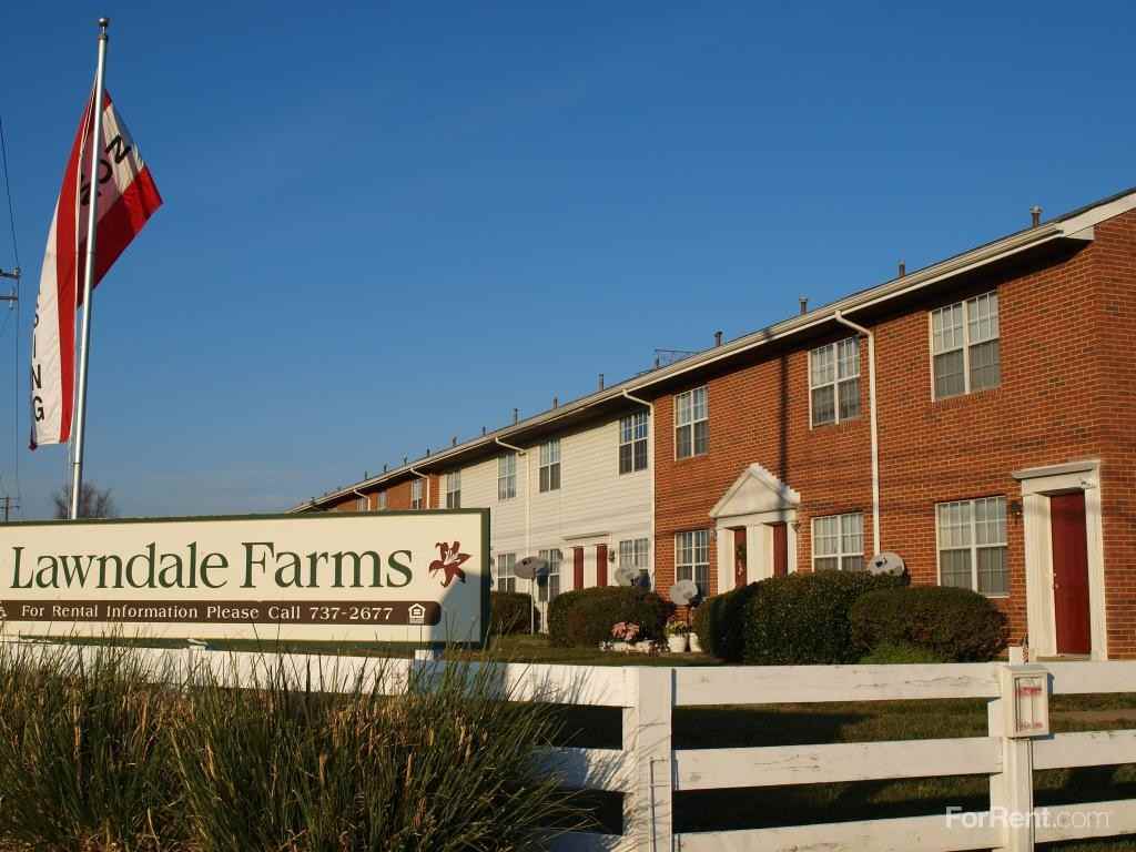 Lawndale Farms Apartments - Photo 3 of 13