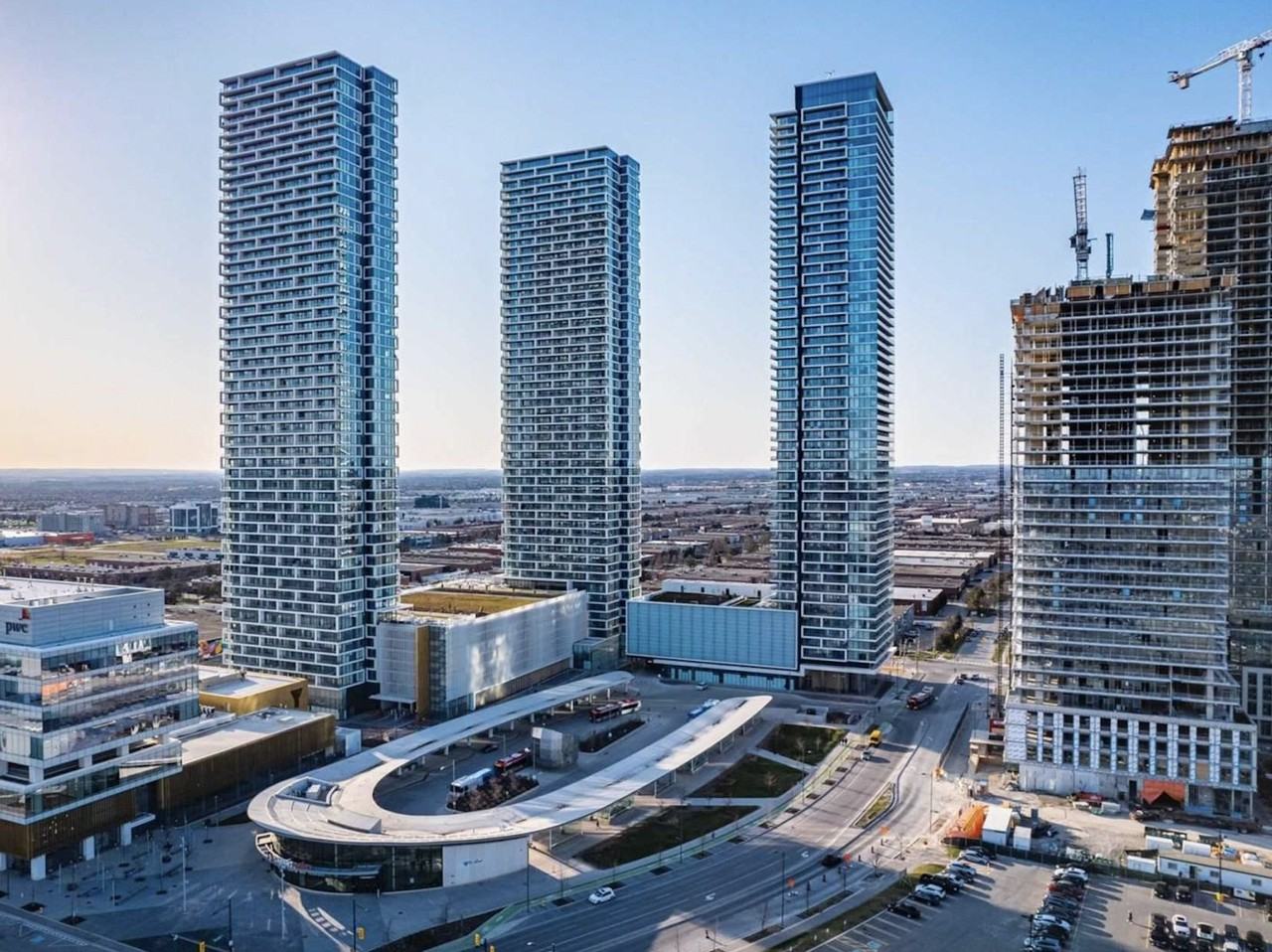 170 Millway Ave - Photo 2 of 4