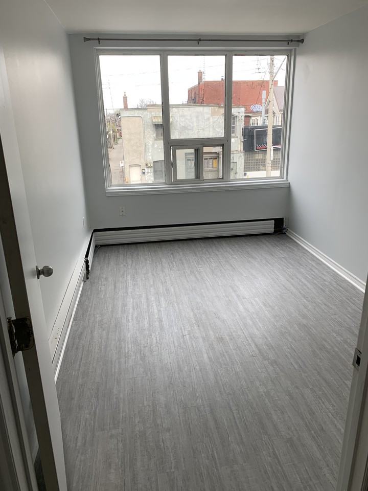 169 Sherman Avenue North #1 - Photo 3 of 9
