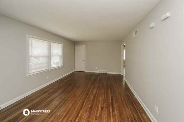 4285 Willow Rd - Photo 3 of 16