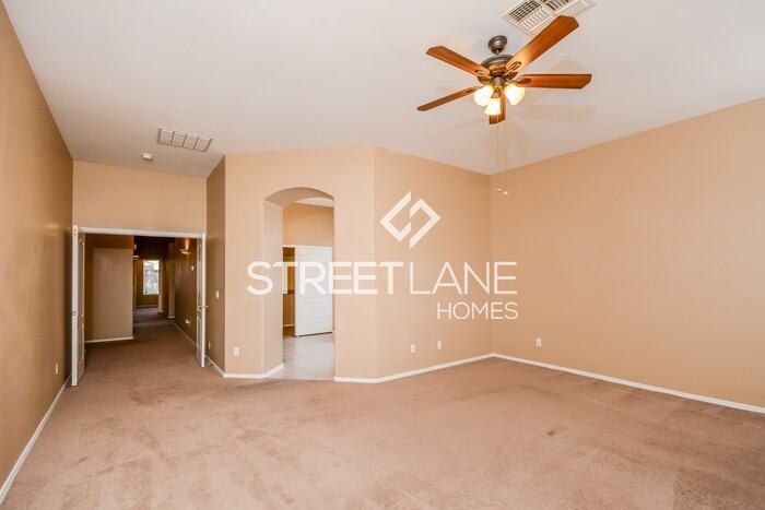 4433 N Joey Ct - Photo 3 of 15