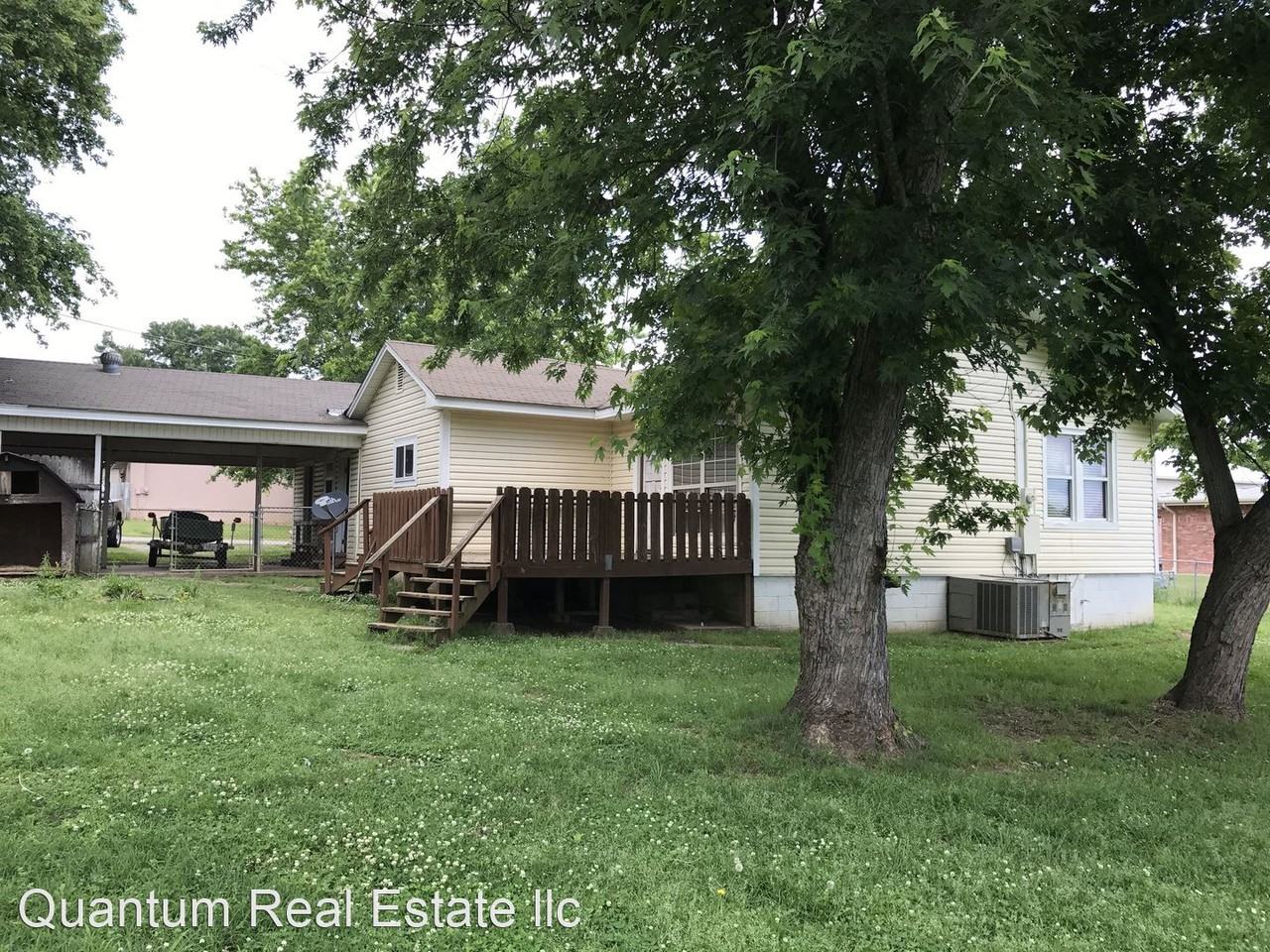 403 W Henry St - Photo 3 of 14