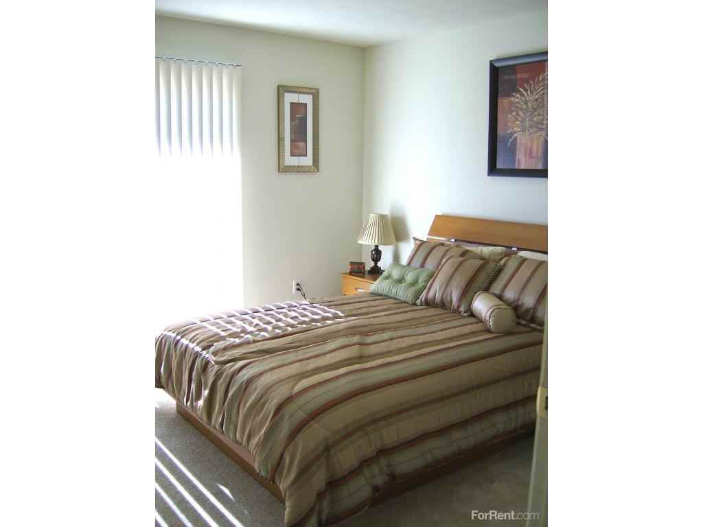 Riverbend Apartment Homes - Photo 3 of 14