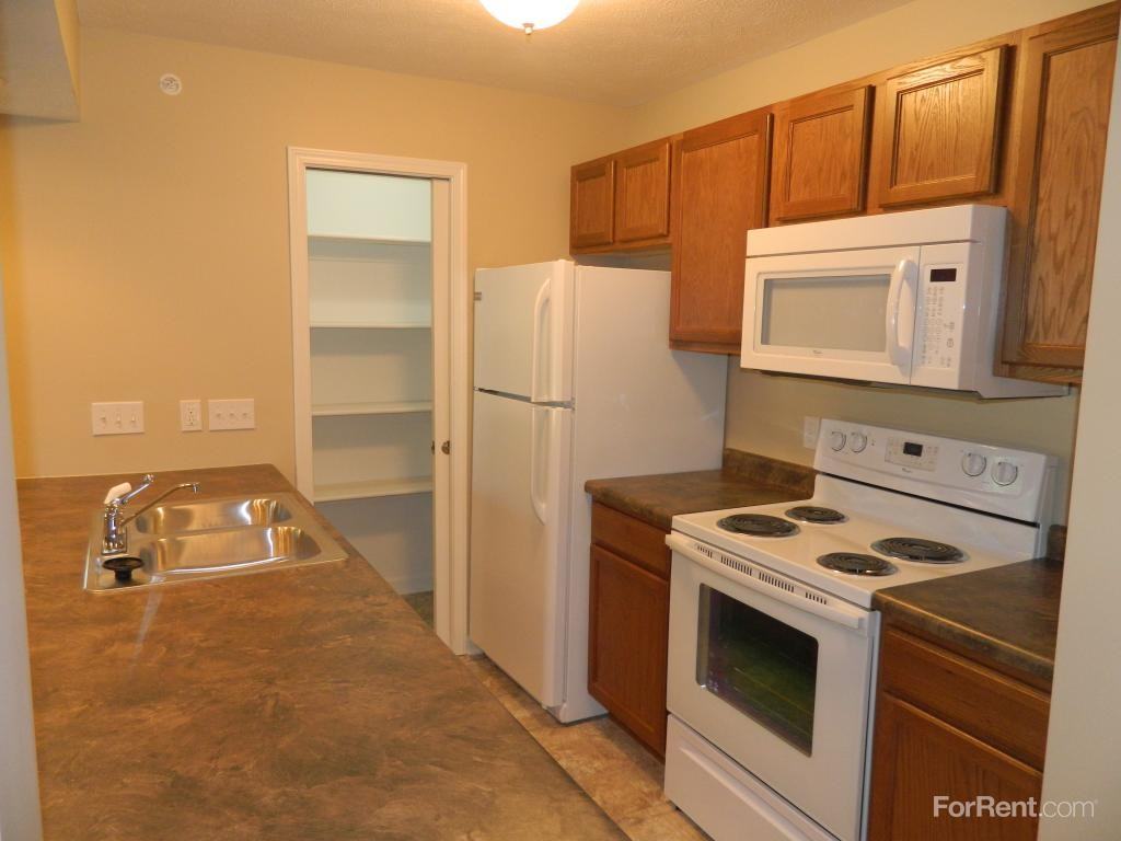 Ponderosa Pines - Photo 2 of 19