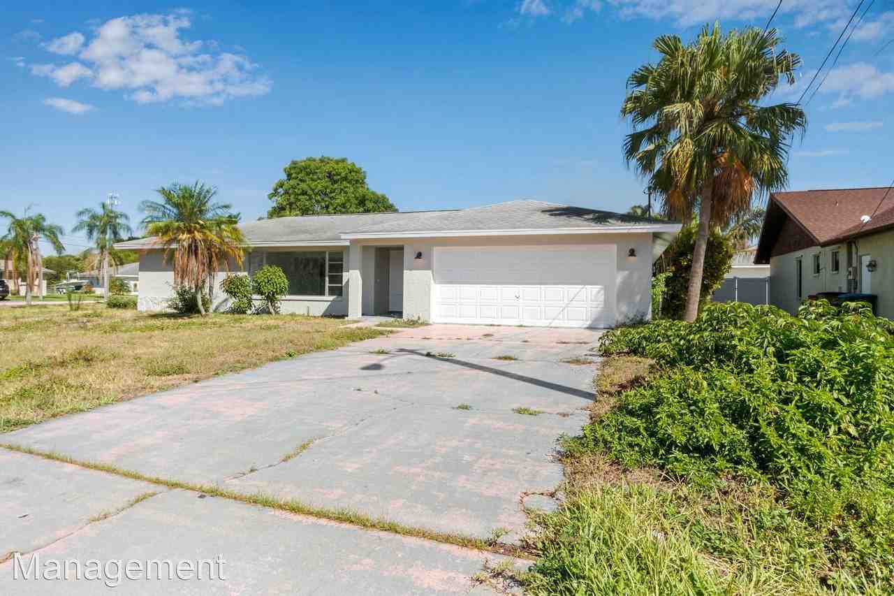 3855 Se 7th Pl - Photo 2 of 25