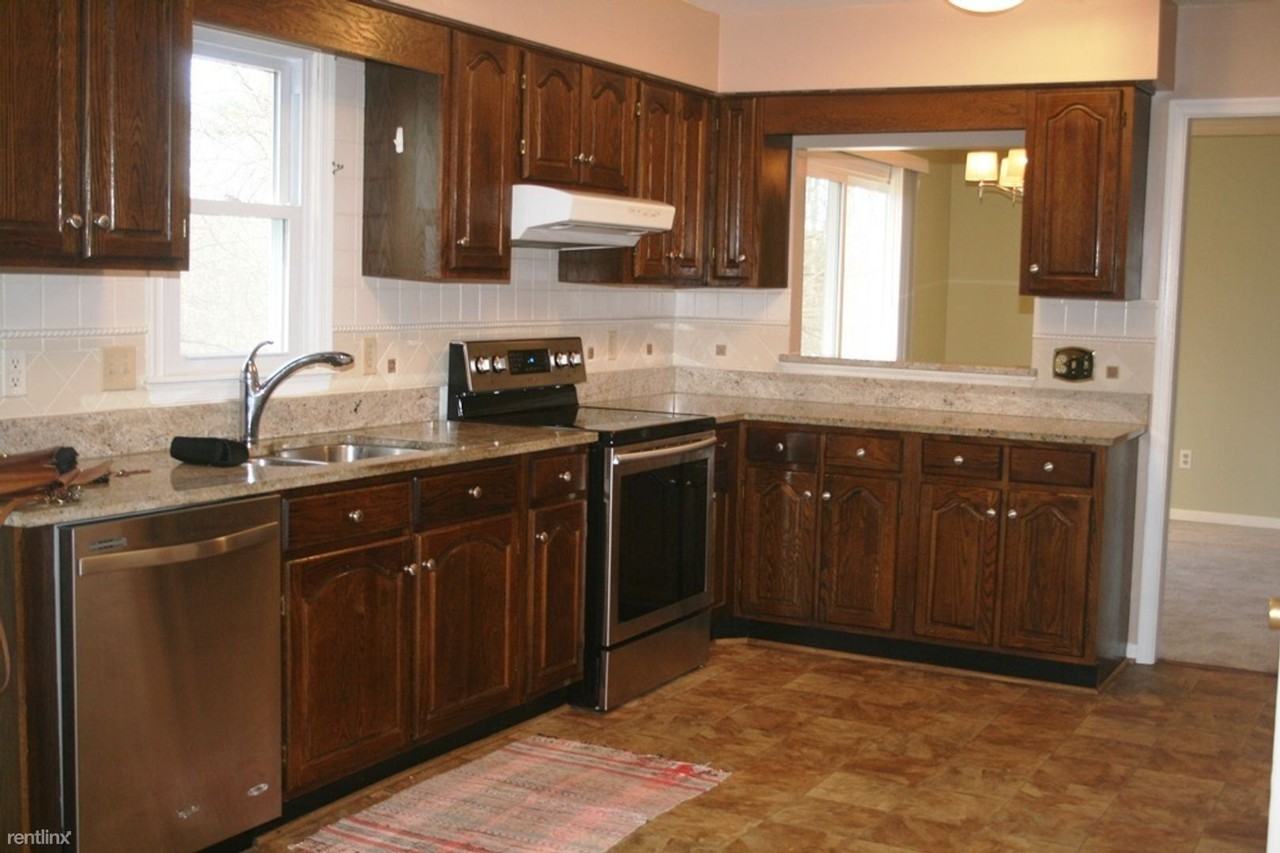 1492 Shadow Oaks Pl - Photo 3 of 8