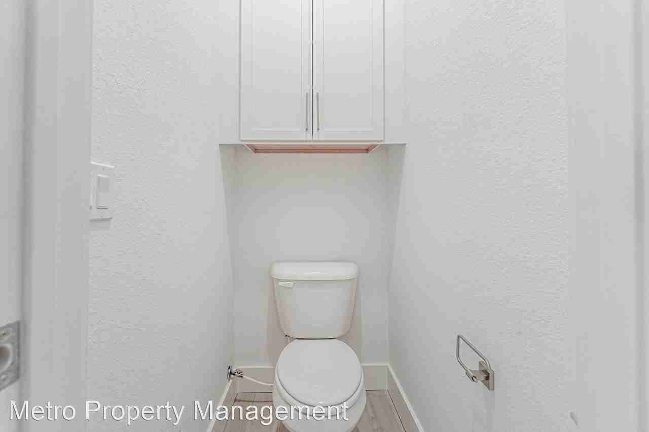 2675 Sw Livingston Sq #2 - Photo 2 of 26