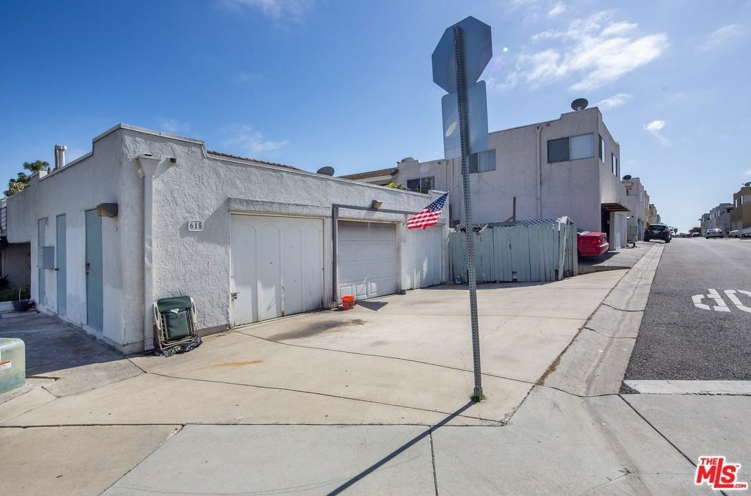 615 Calle Campana #D - Photo 2 of 12