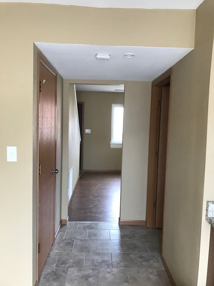 304 Biggs Drive #B - Photo 3 of 16