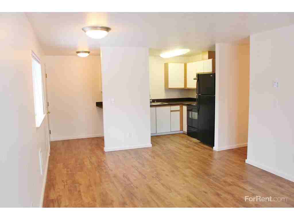 Regal Heights - Photo 3 of 3