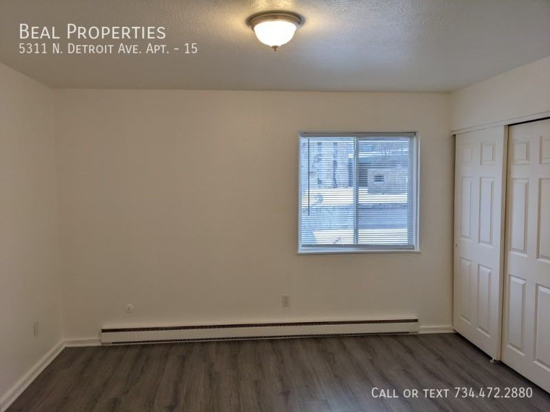 5311 North Detroit Avenue #15 - Photo 4 of 11