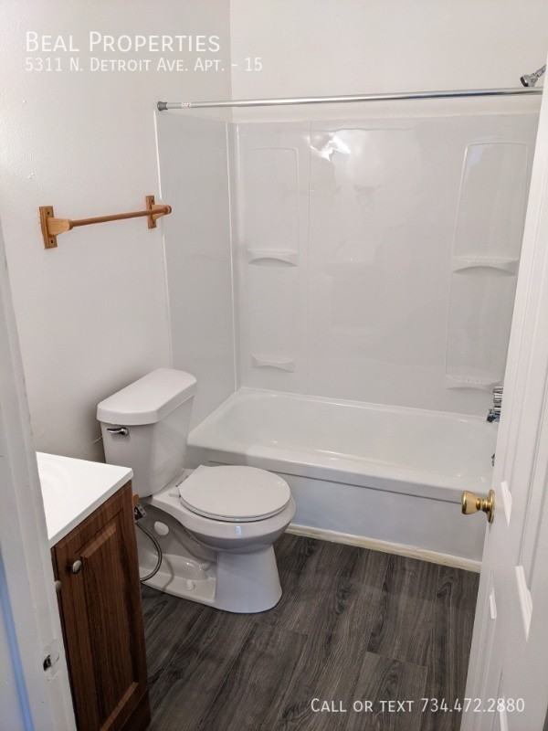 5311 North Detroit Avenue #15 - Photo 6 of 11