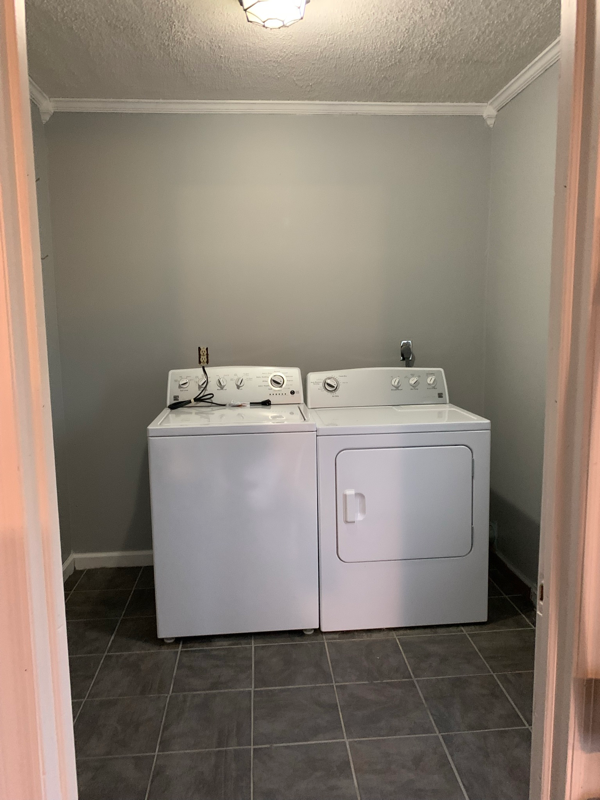 1120 Helderberg Trl #B - Photo 3 of 14