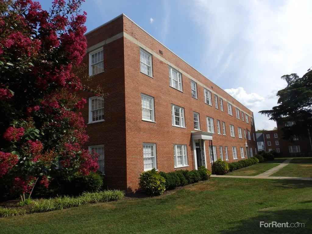 River City Court & The Lord Fairfax Building - Photo 3 of 3