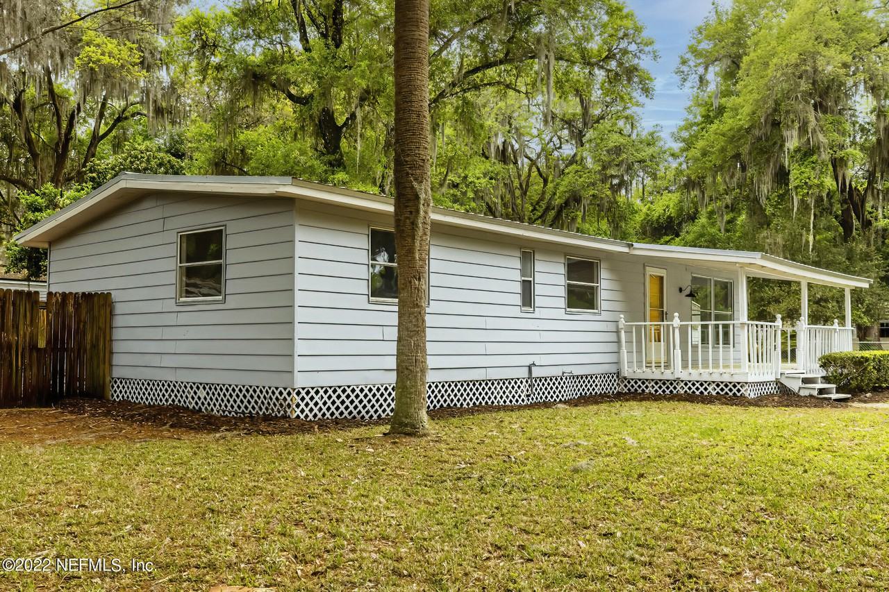 1104 Harmony Dr N - Photo 2 of 26