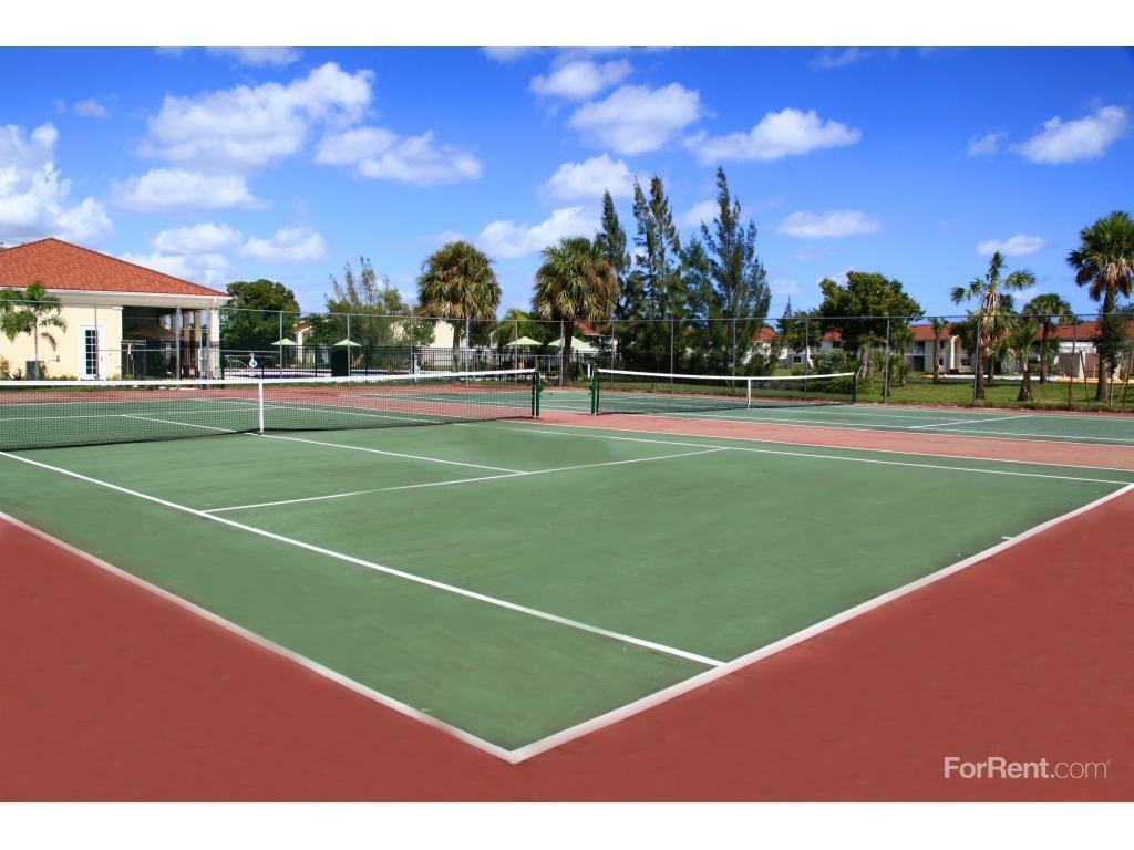 The Glen at Lauderhill - Photo 2 of 19