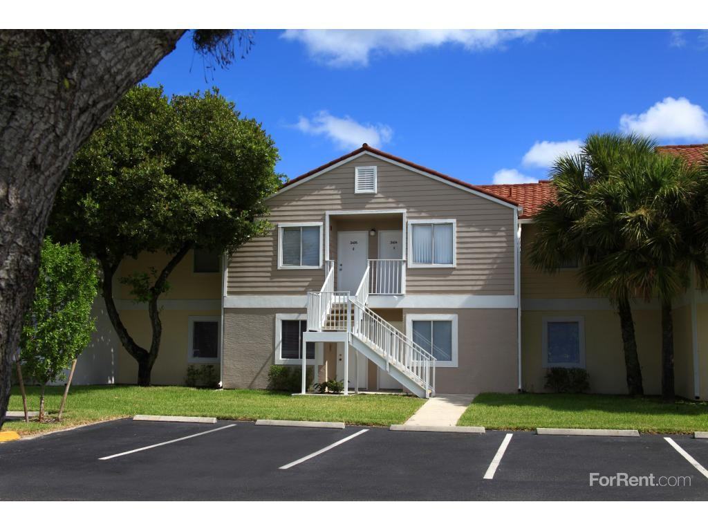 The Glen at Lauderhill - Photo 3 of 19