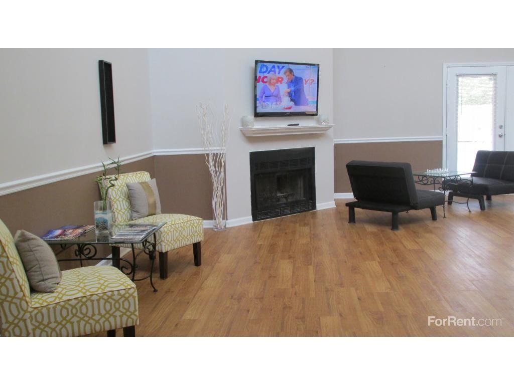 Vista Commons - Photo 2 of 3