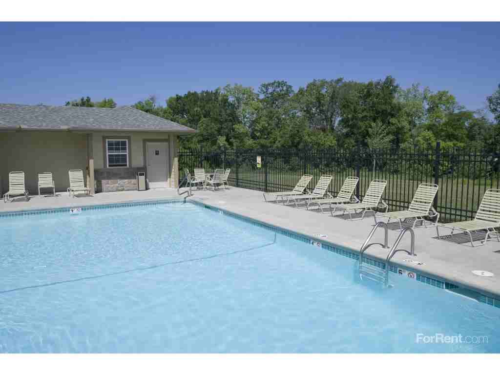 Woodland Townhomes - Photo 3 of 17