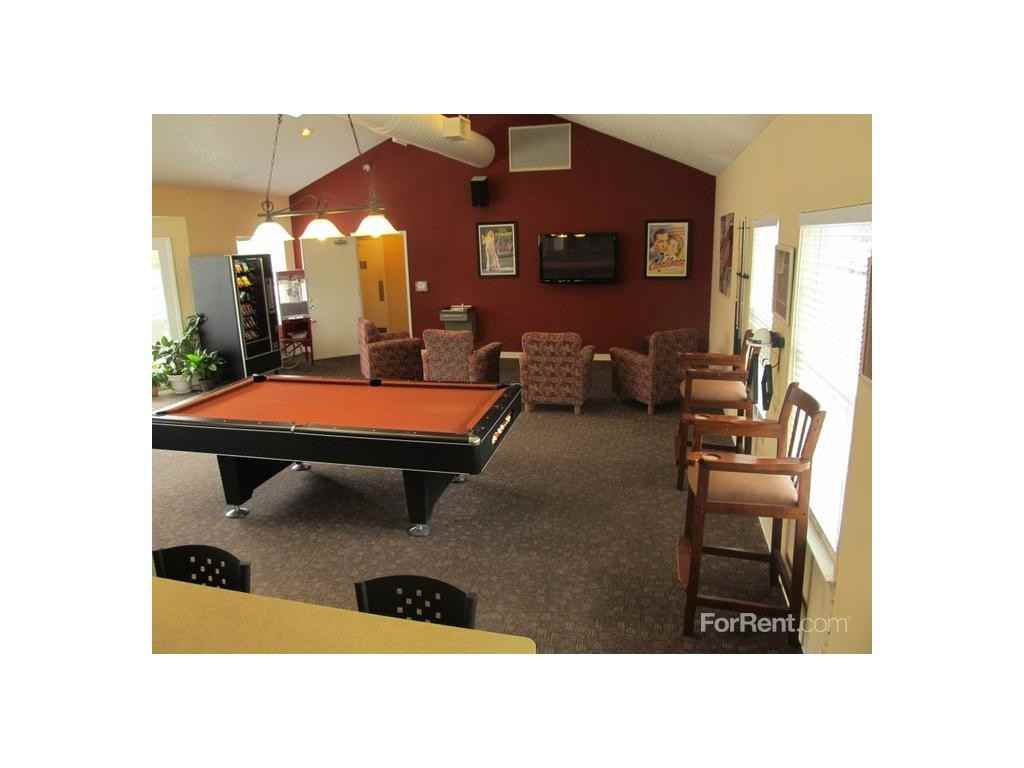 University Crossing - Photo 2 of 3