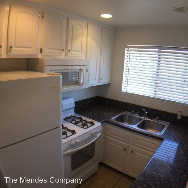 4248 Copeland Avenue - Photo 3 of 11