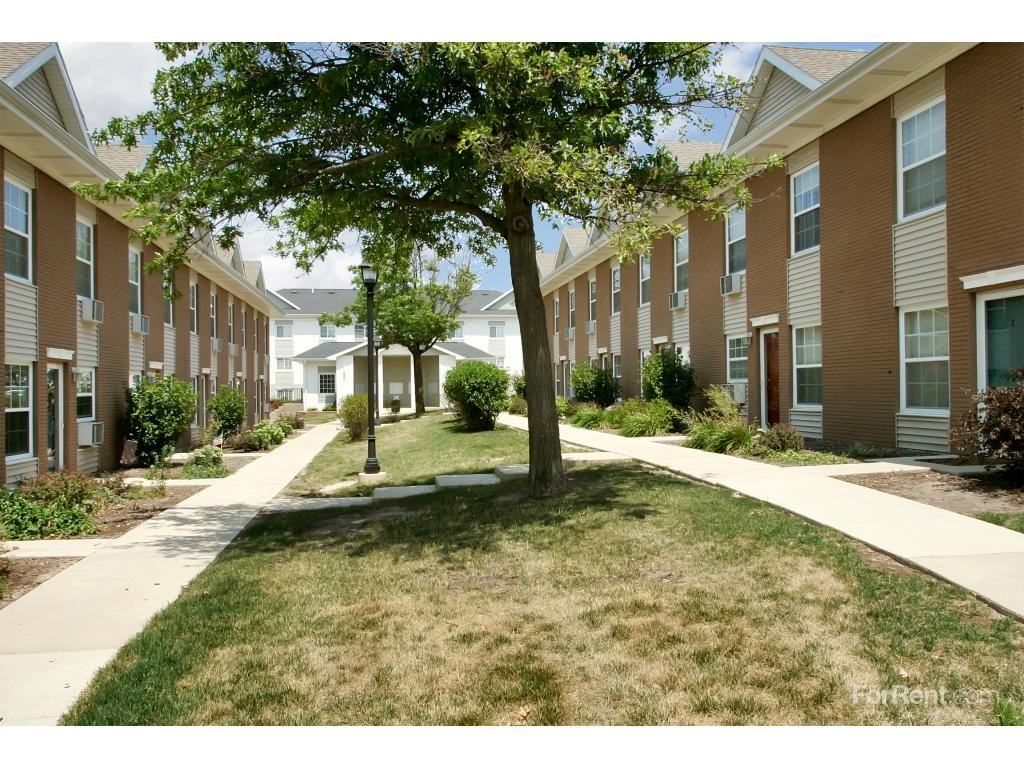 The Pointe at Cedar Rapids - Photo 3 of 19