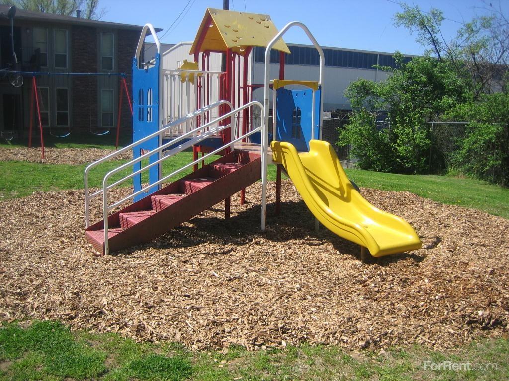 Village West Apartments - Photo 3 of 3