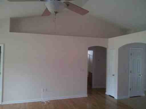 225 Hilltop Dr - Photo 3 of 15