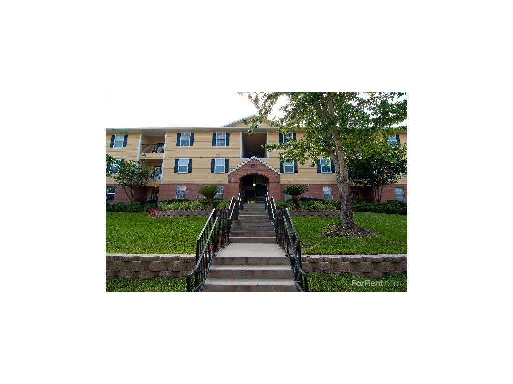 The Crossings at Santa Fe - Photo 2 of 11