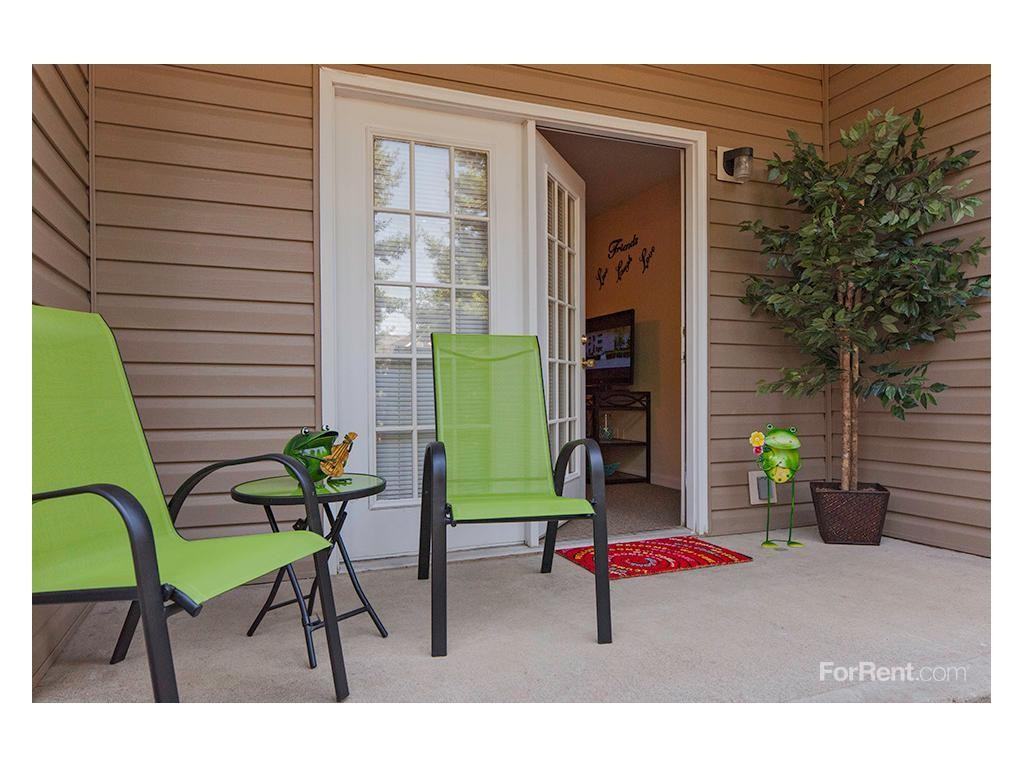 College Grove Apartments - Photo 3 of 17