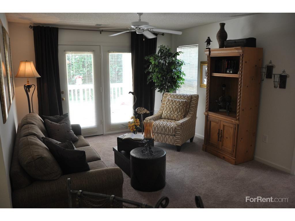 Palmetto Pointe - Photo 2 of 17