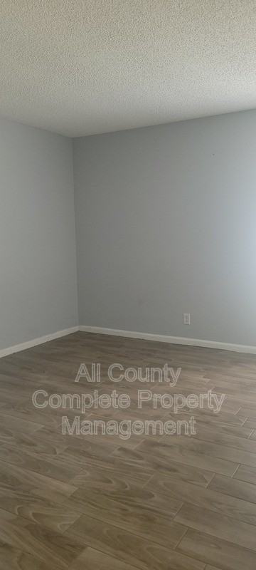 1130 Comanche St #402 - Photo 3 of 3