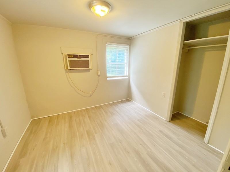 600 Coleman St - Photo 3 of 3