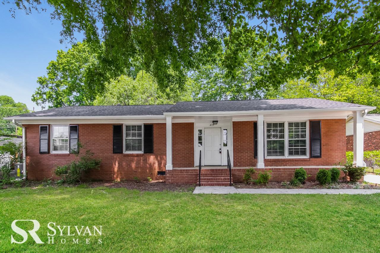 4119 Kingsland Cir, WinstonSalem, NC 27106 3 Bedroom House for 1,425