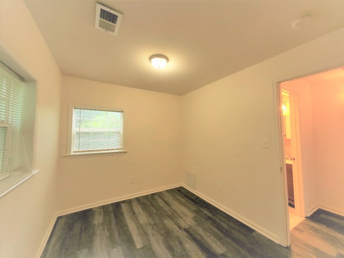 3603 50th Ave - Photo 3 of 3