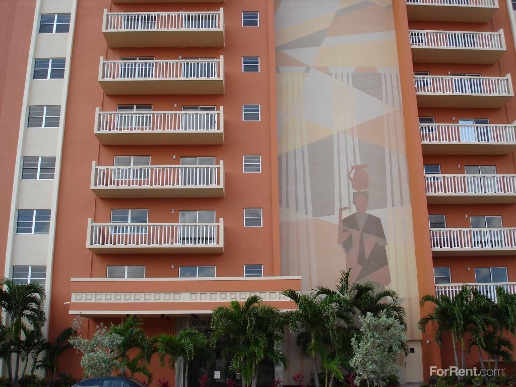 Gables Corinthian Plaza - Photo 2 of 14