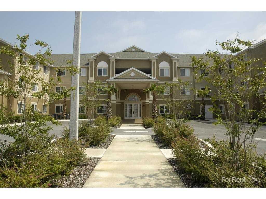 Lake Point Senior Apartments - Photo 2 of 13