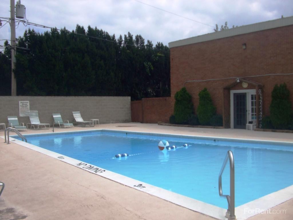 Patterson House Apartments - Photo 2 of 9