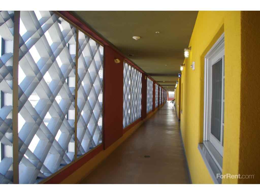 Durant Lofts Apartments 10970 International Blvd, Oakland, CA 94603