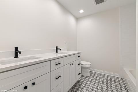 1013 Talbot Ave - Photo 3 of 5