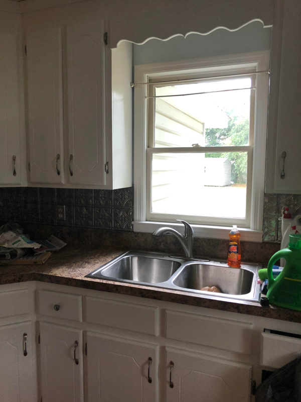 1015 Franklin St - Photo 3 of 12