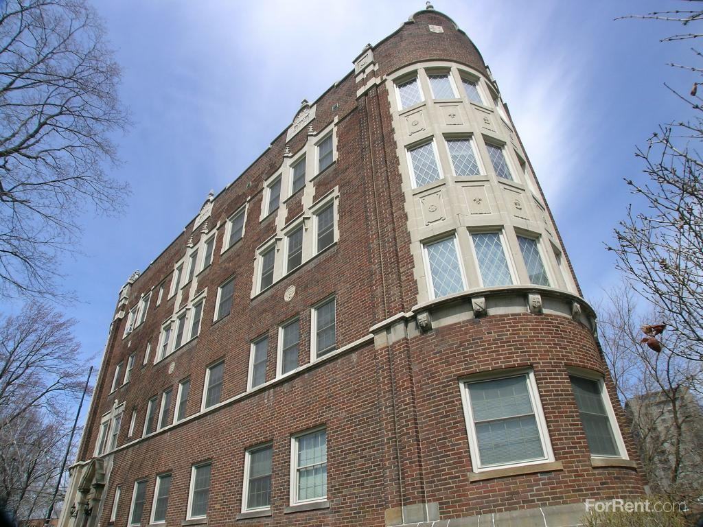 The Edgewater - Photo 2 of 19