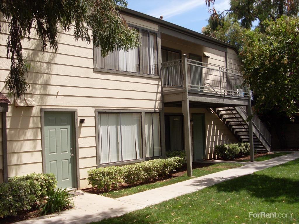 Sunrise Apartments - Photo 3 of 11