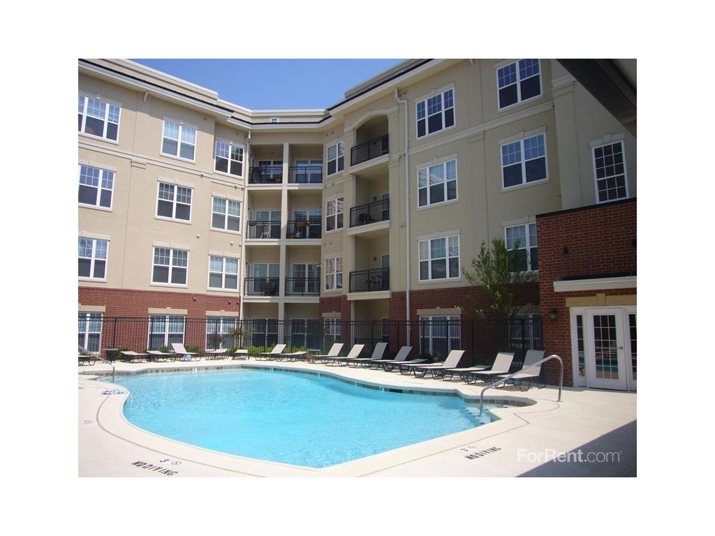 Hanley Station Condominiums Apartments 1241 Strassner Dr, Brentwood