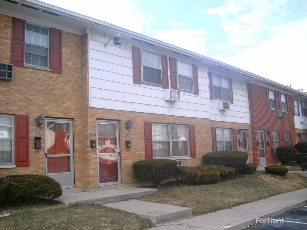 Colonial Village - Photo 2 of 18