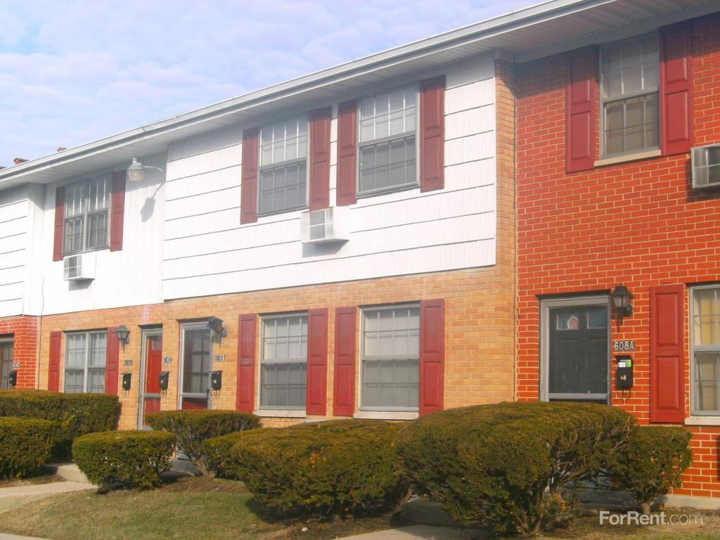 Colonial Village - Photo 3 of 18