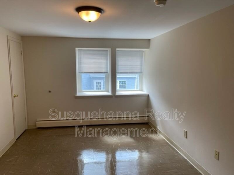 1051 Henn Ave #E - Photo 6 of 7